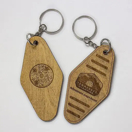 [L707812] Tennessee Glamping Wooden Vintage Hotel Keychain