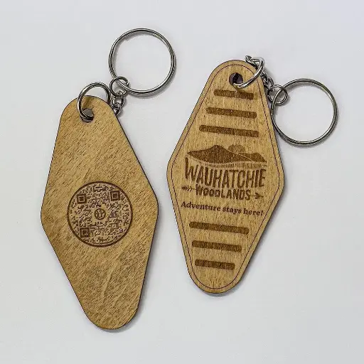 [W270753] Wauhatchie Woodlands Wooden Vintage-Hotel Keychain